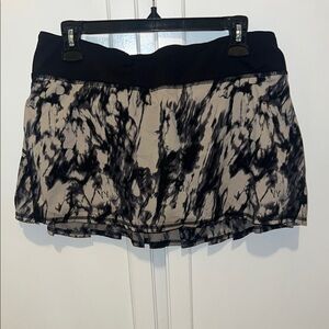 lululemon athletica Black and Tan Skirt